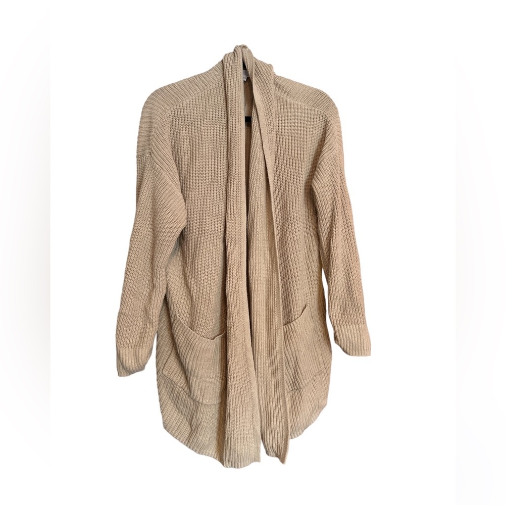 Oversize woman’s cardigan